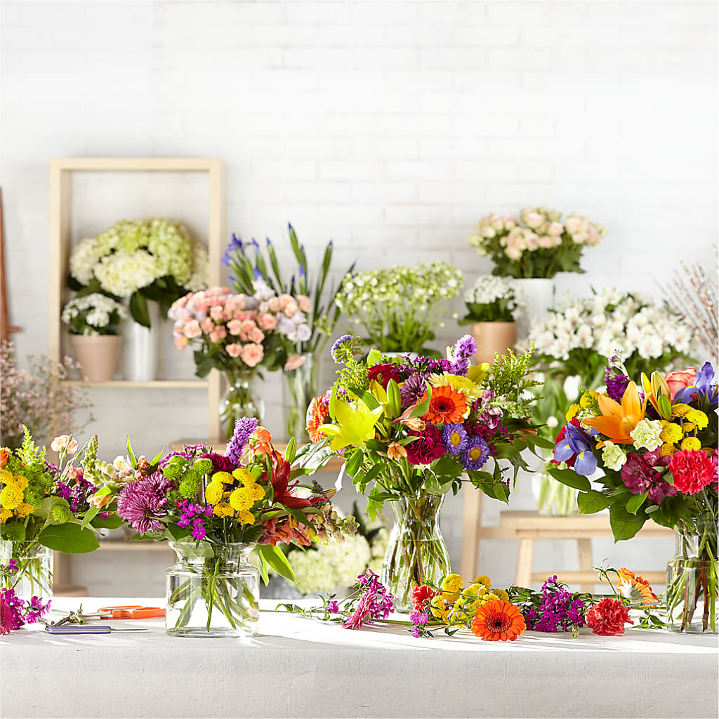 Bold & Bright – A Florist Original – Janette Florists Inc, Windsor ON