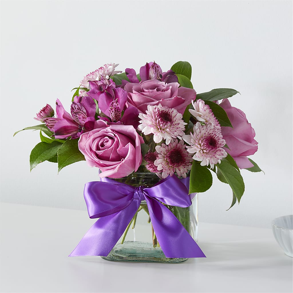 Sugarplum Bouquet – Janette Florists Inc, Windsor ON