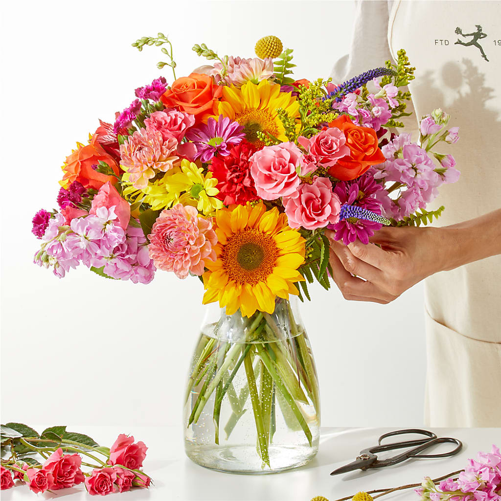 Cue the Confetti - A Florist Original – Janette Florists Inc, Windsor ON