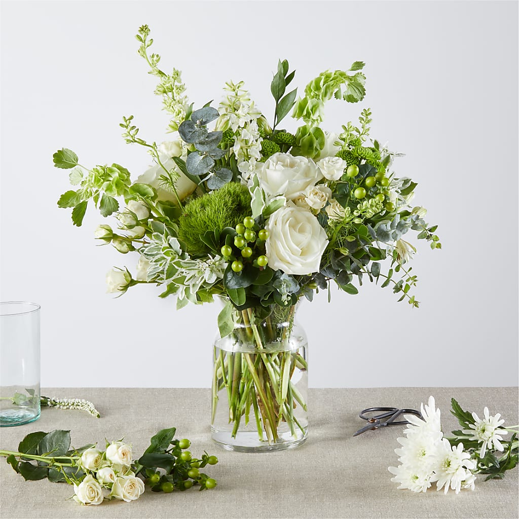 Irish Garden - A Florist Original – Janette Florists Inc, Windsor ON