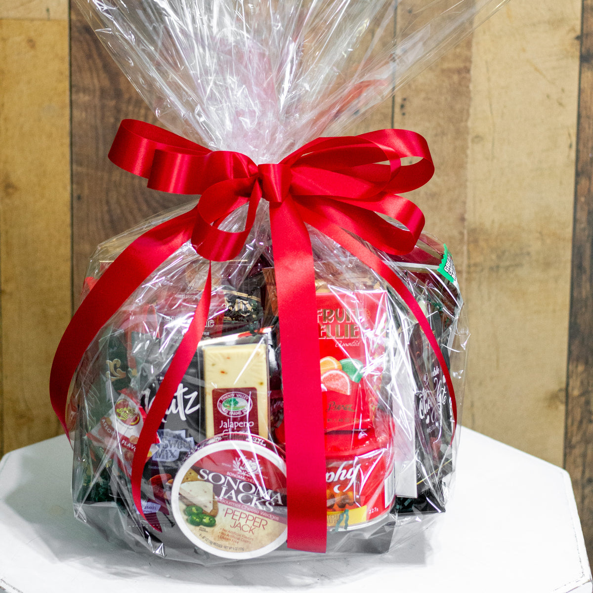 Gourmet Basket – Janette Florists Inc, Windsor ON