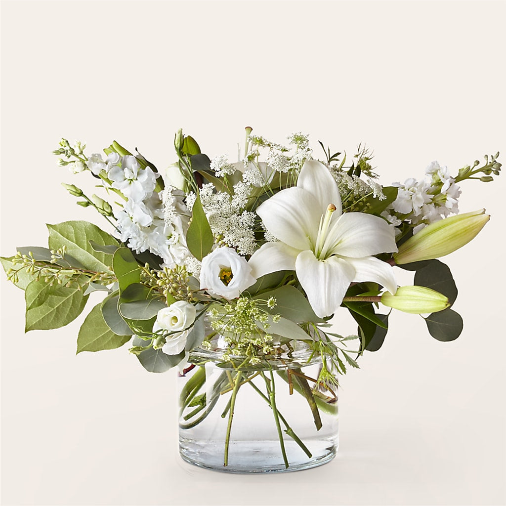 Alluring Elegance Bouquet – Janette Florists Inc, Windsor ON