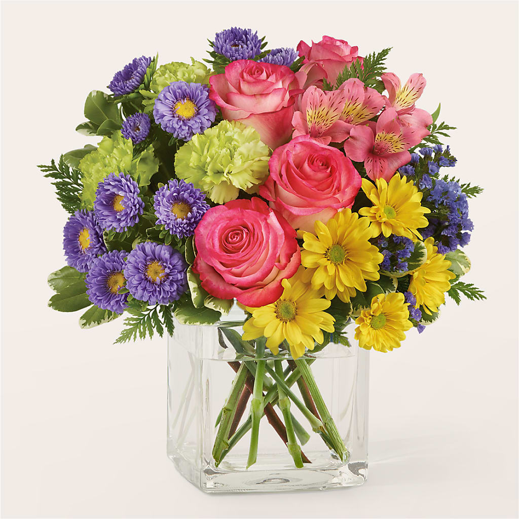 Candy Jar Bouquet – Janette Florists Inc, Windsor ON