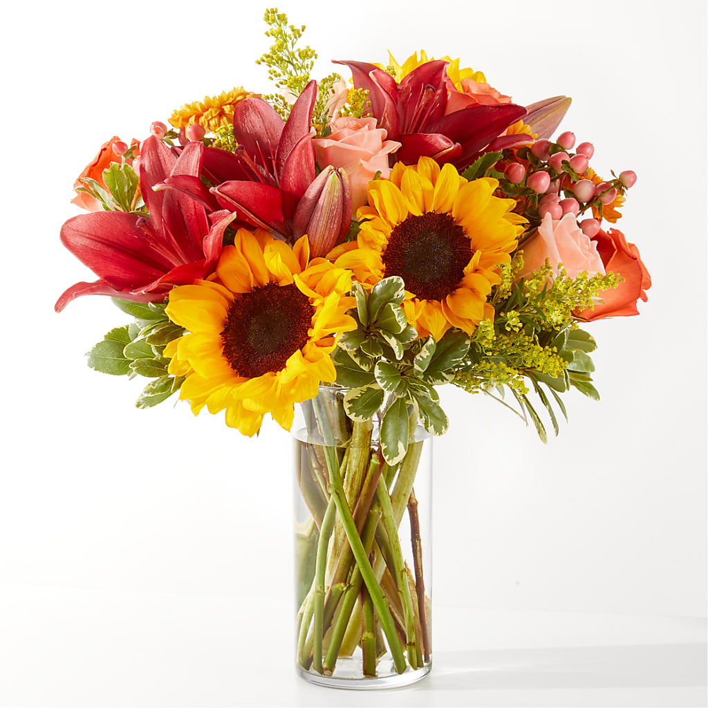 Acorn Lane Bouquet – Janette Florists Inc, Windsor ON