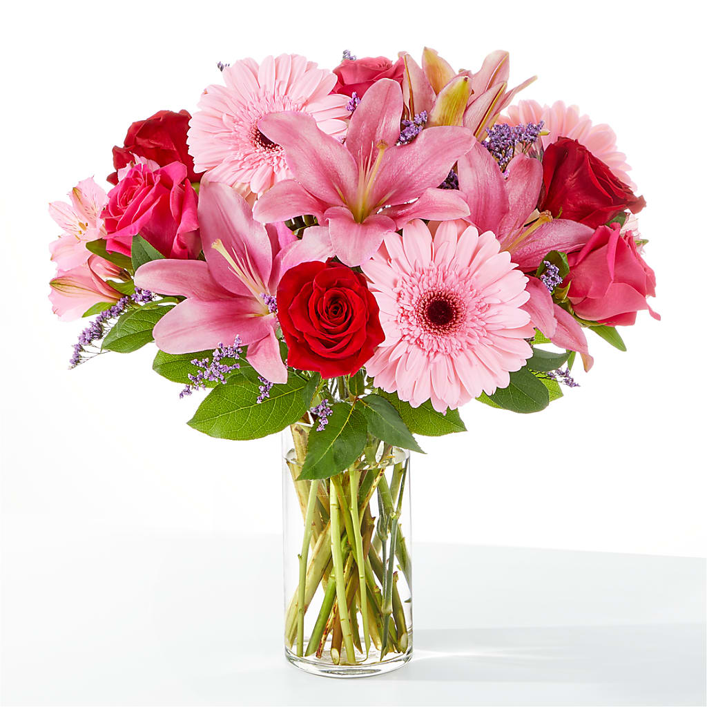 Lots of Love Bouquet – Janette Florists Inc, Windsor ON