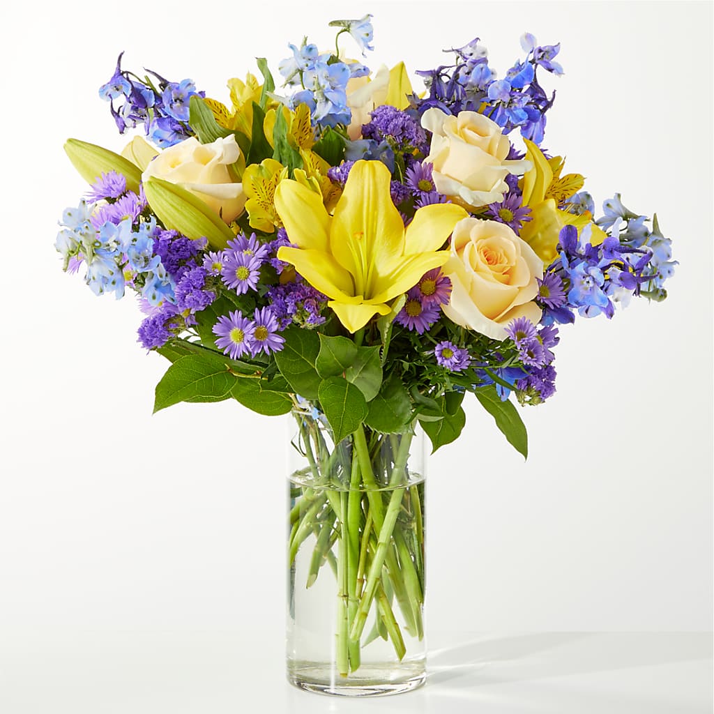 Limoncello Bouquet – Janette Florists Inc, Windsor ON