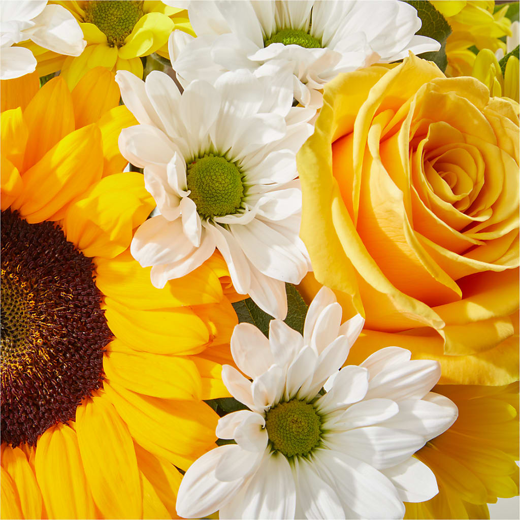 Be Happy Bouquet –  Janette Florists Inc, Windsor ON
