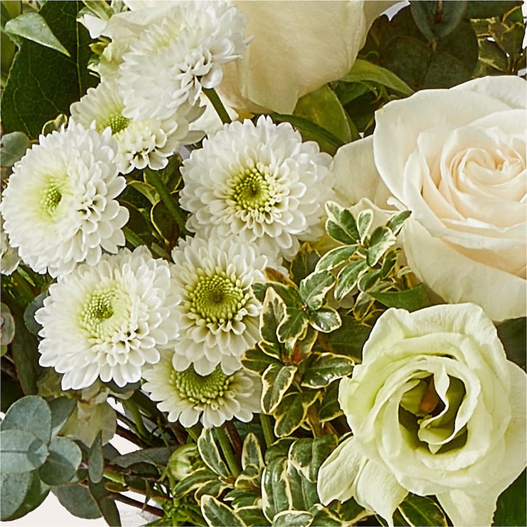 Cashmere Bouquet –  Janette Florists Inc, Windsor ON