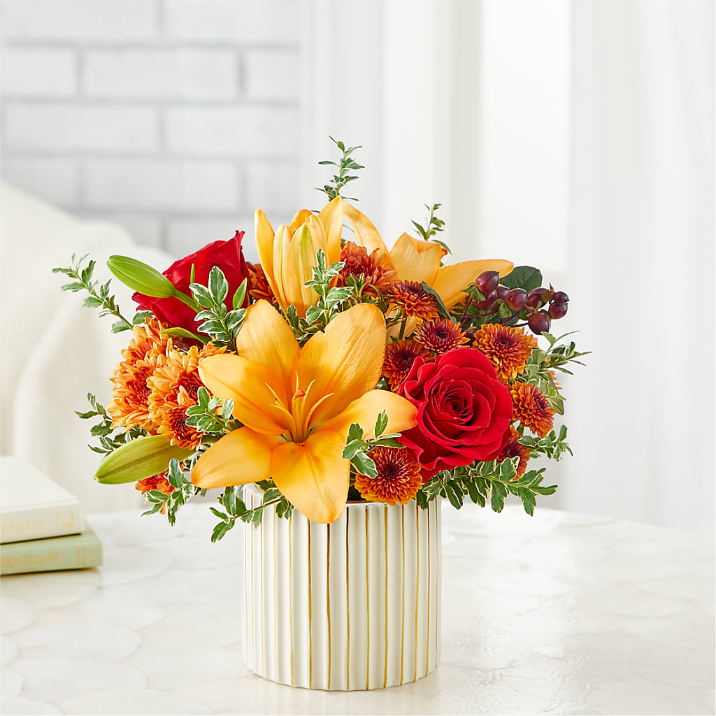 Scarlet Skies Bouquet –  Janette Florists Inc, Windsor ON