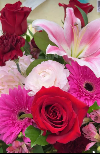 Florist Choice - Love & romantic