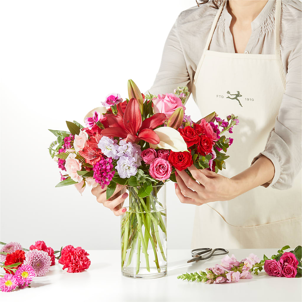Swooning Over You - A Luxury Florist Original –  Janette Florists Inc, Windsor ON