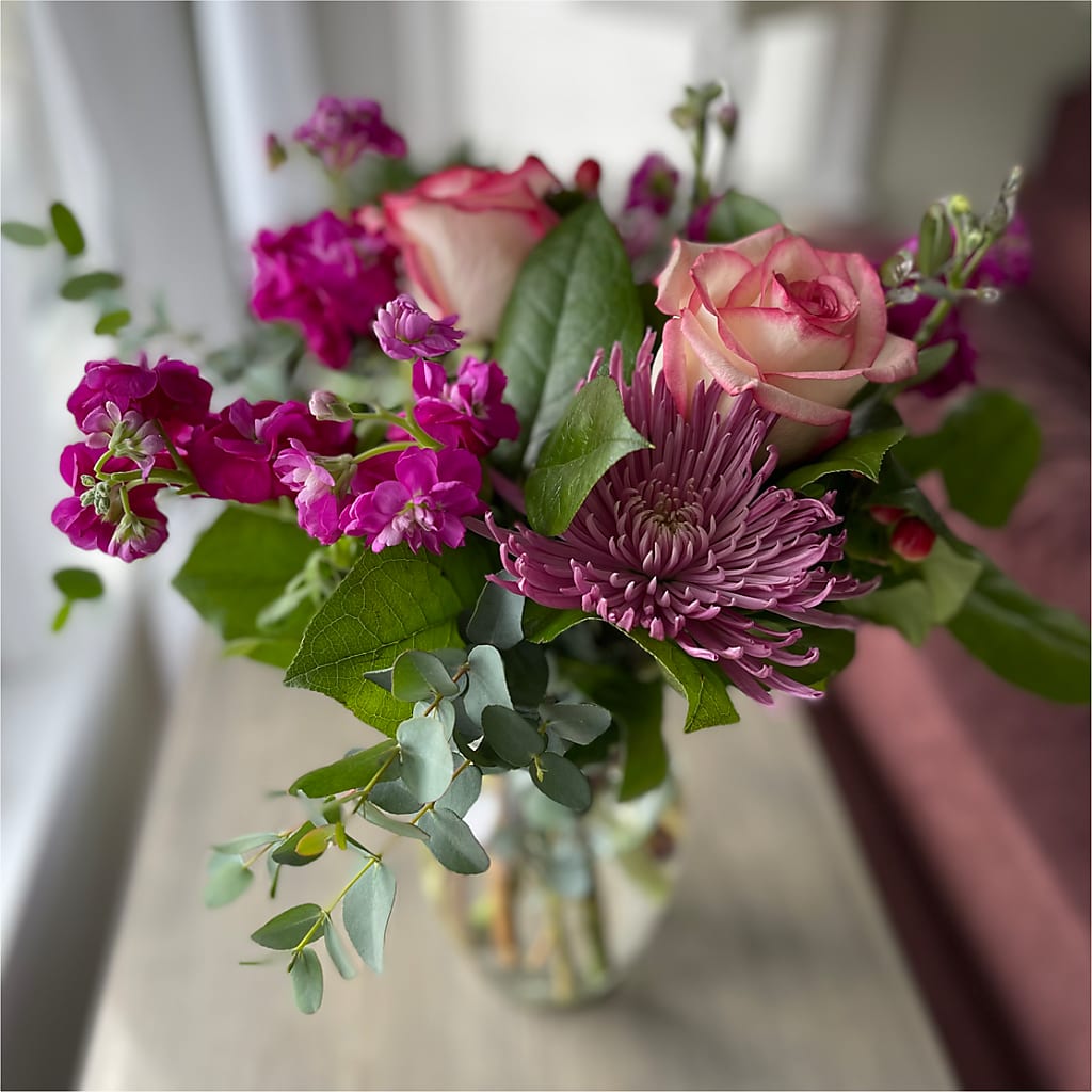 Sunday Morning Bouquet –  Janette Florists Inc, Windsor ON