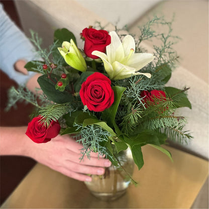 Glittering Lights Bouquet –  Janette Florists Inc, Windsor ON