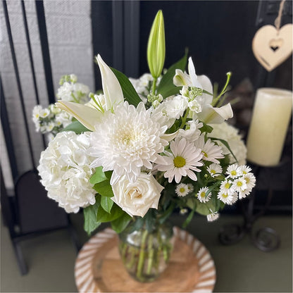 Classic Ivory – A Florist Original –  Janette Florists Inc, Windsor ON