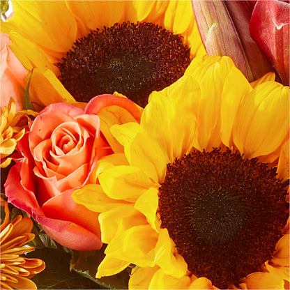 Acorn Lane Bouquet –  Janette Florists Inc, Windsor ON