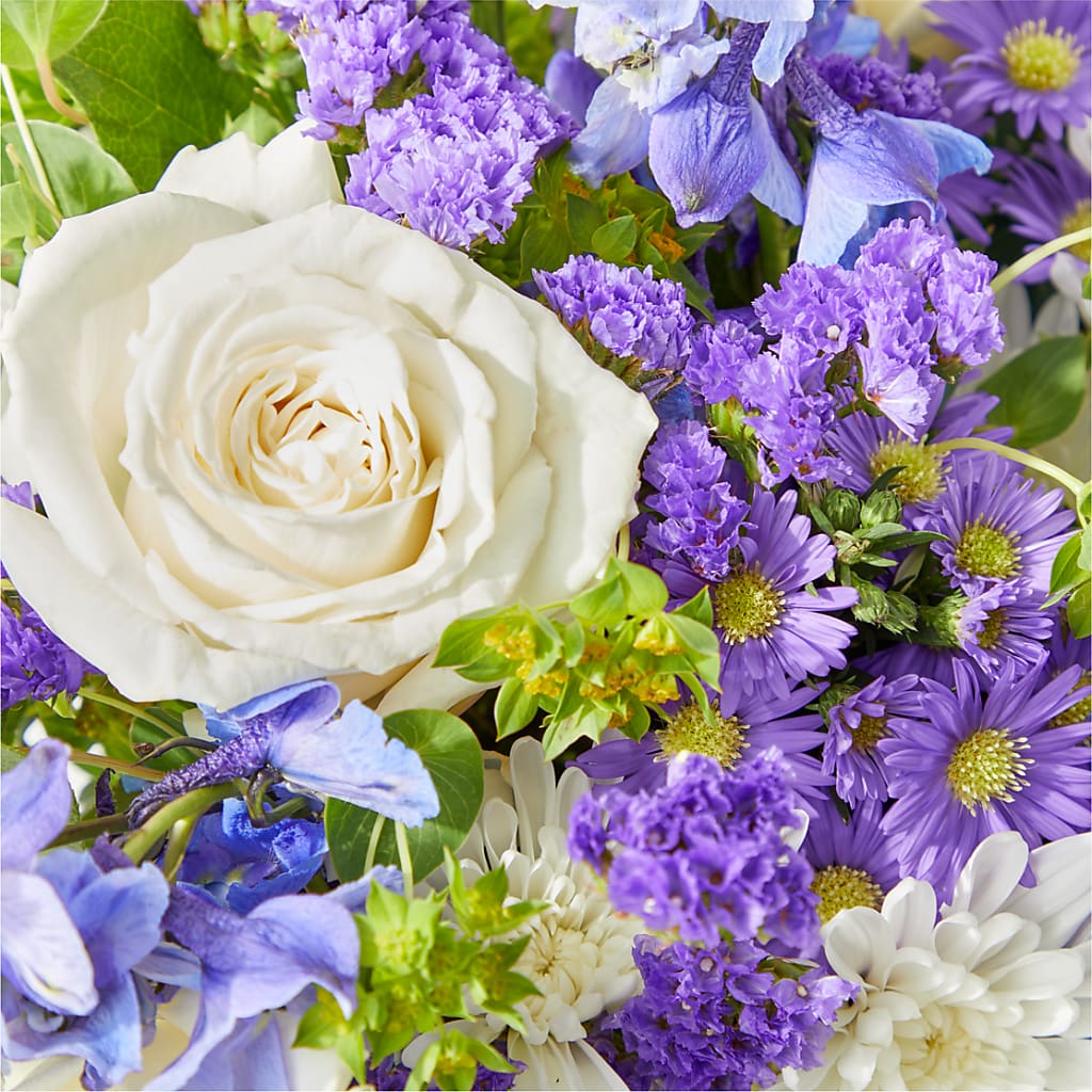 Genuine Gestures Bouquet –  Janette Florists Inc, Windsor ON